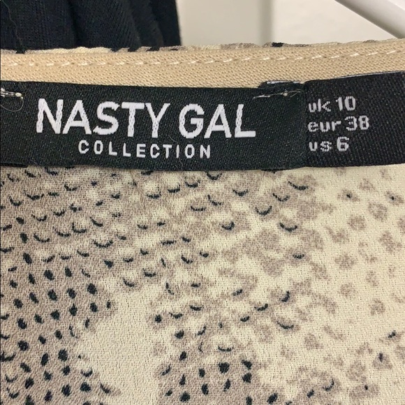 Nasty Gal Snake an Excuse Maxi dress - Picture 2 of 6